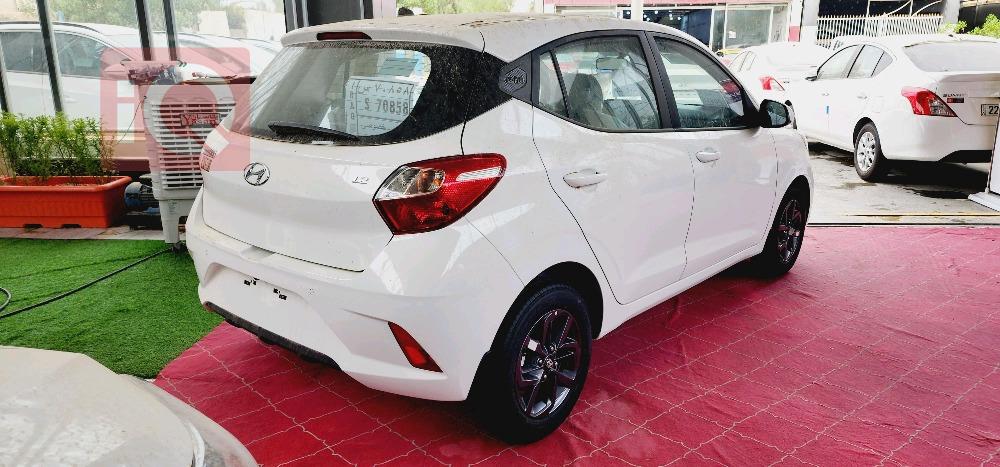 هيونداي i10